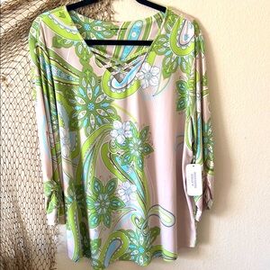 NWTs ALLISON DALEY Paisley Rhinestoned V neck Blouse